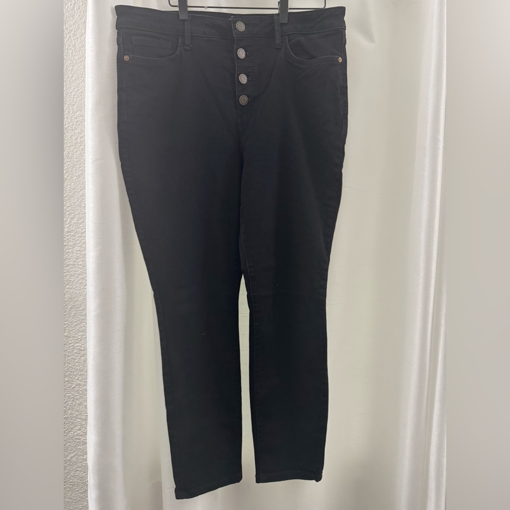 Women's Black Jeans